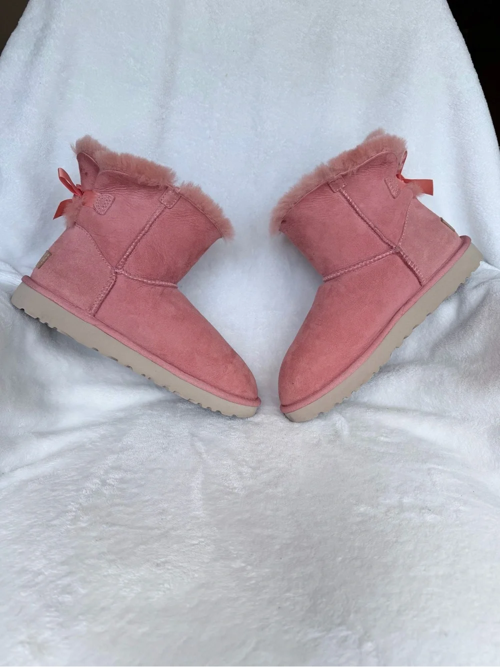 UGG mini bailey bow II salmon pink size 7